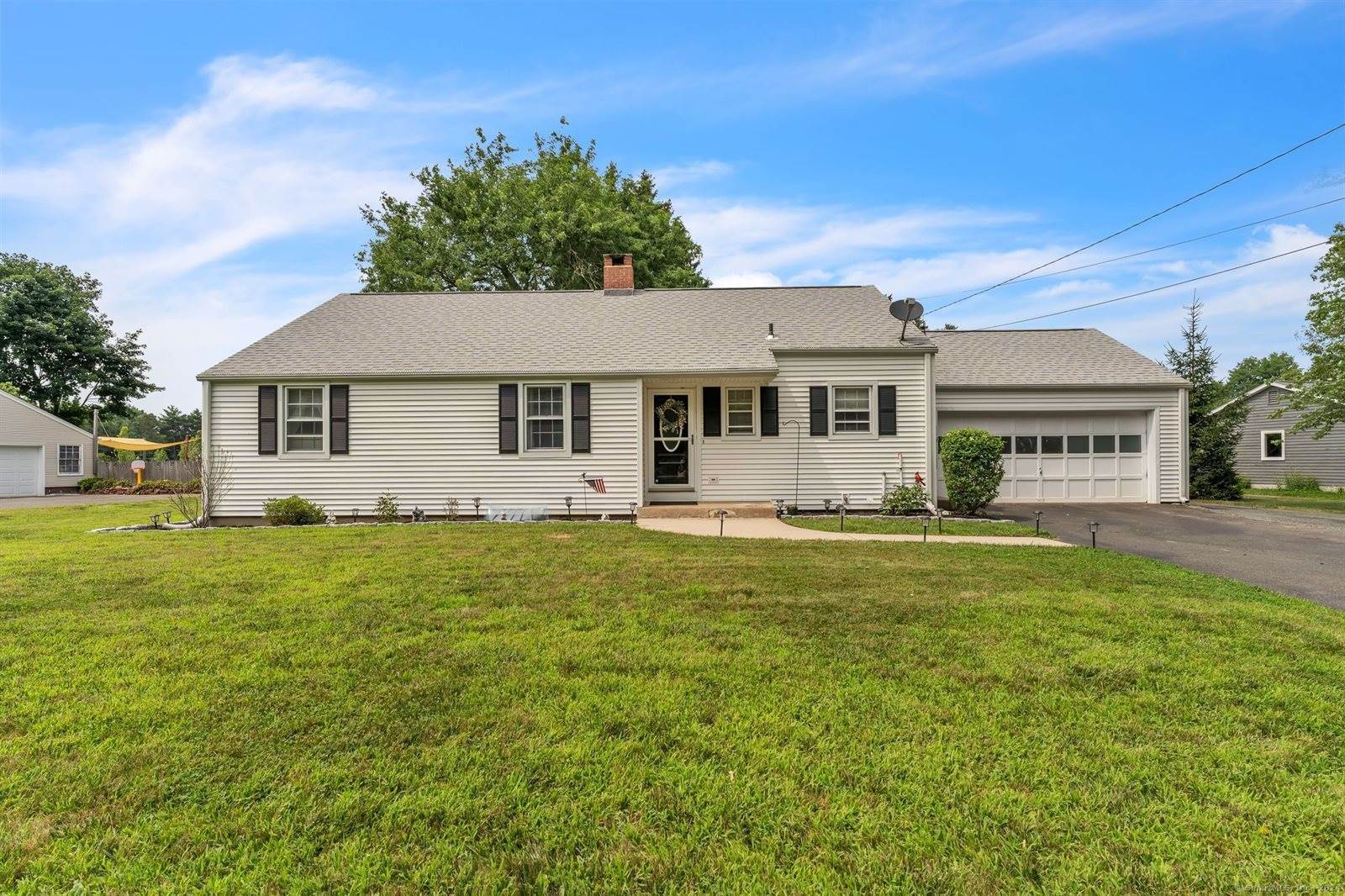 58 West Granby, Granby, CT 06035