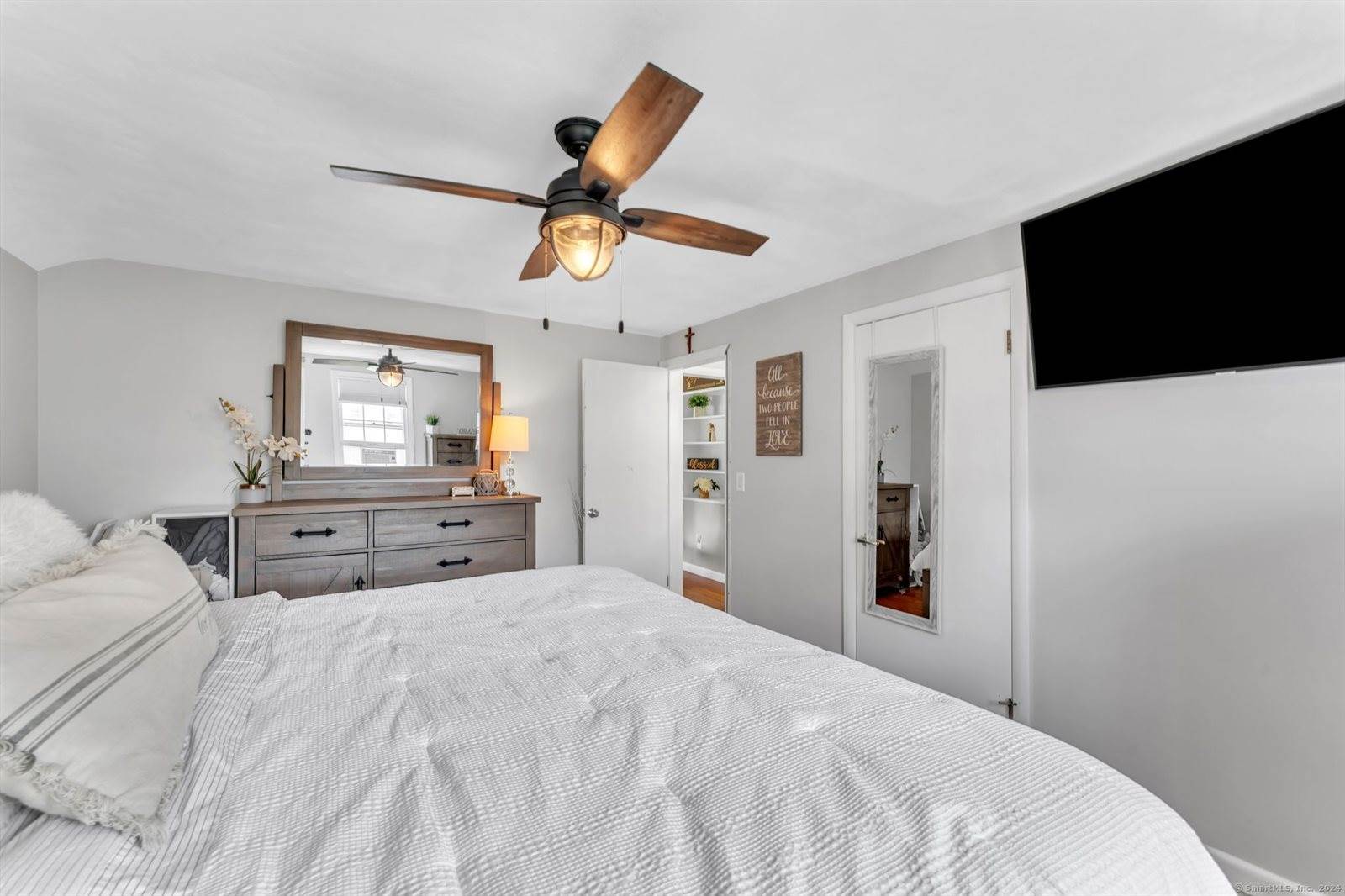 58 West Granby, Granby, CT 06035