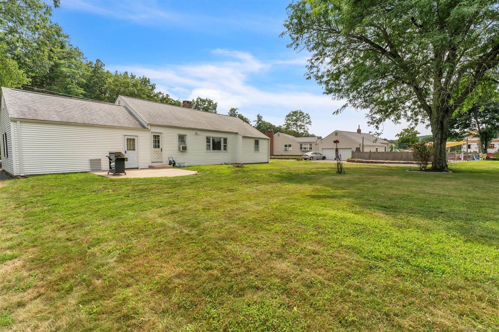 58 West Granby, Granby, CT 06035