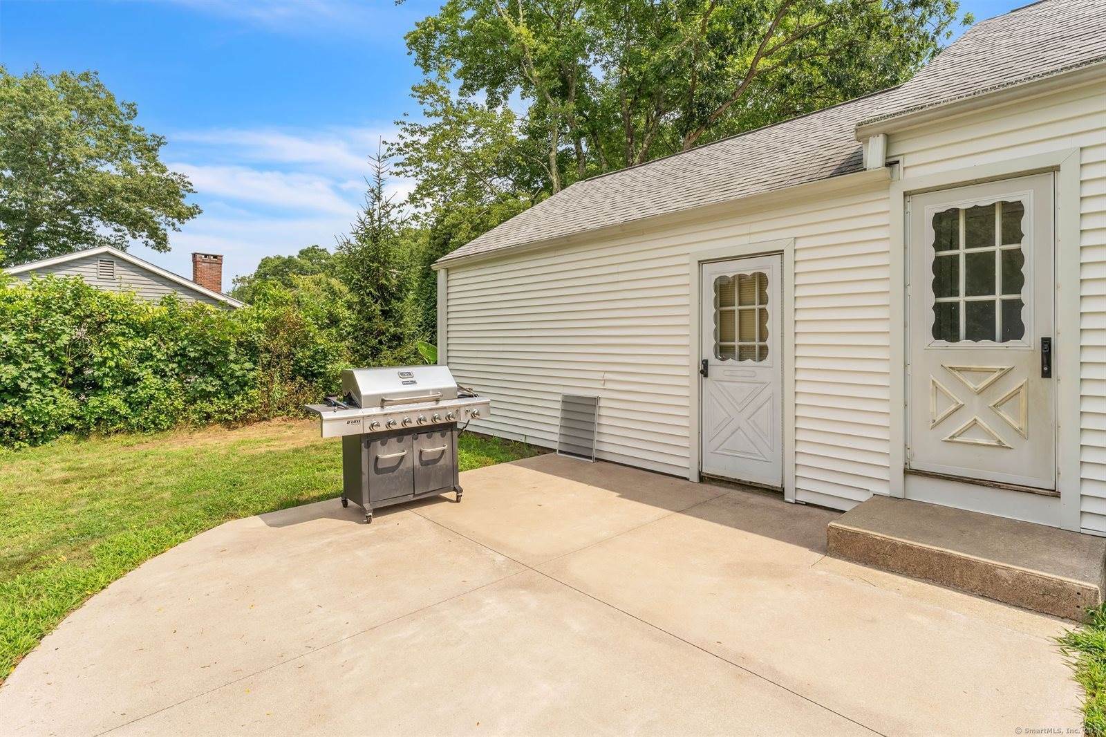 58 West Granby, Granby, CT 06035