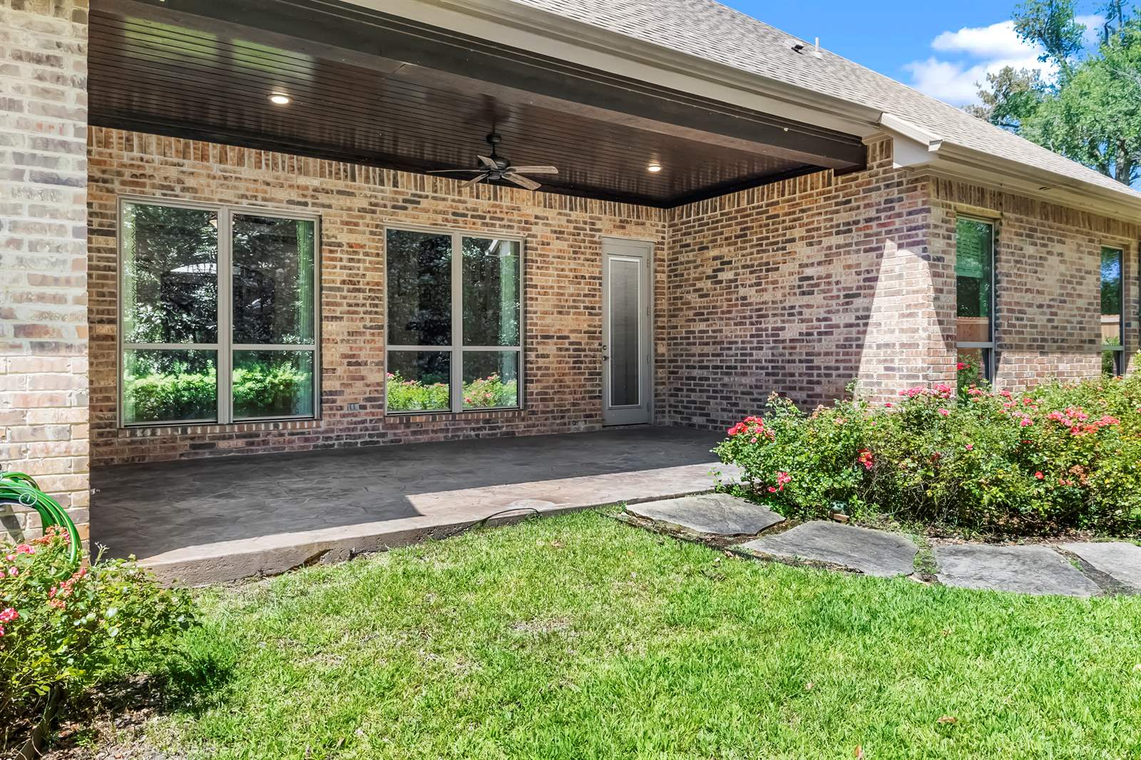 2106 Hilltop Drive, Tyler, TX 75701