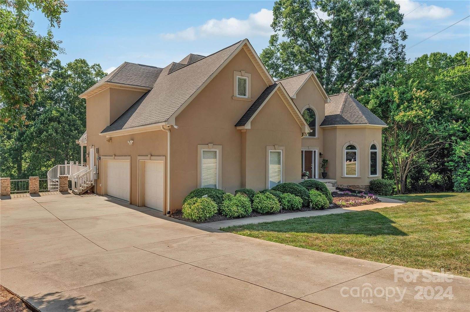 122 Long Cove Lane, Mooresville, NC 28117