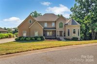 122 Long Cove Lane, Mooresville, NC 28117