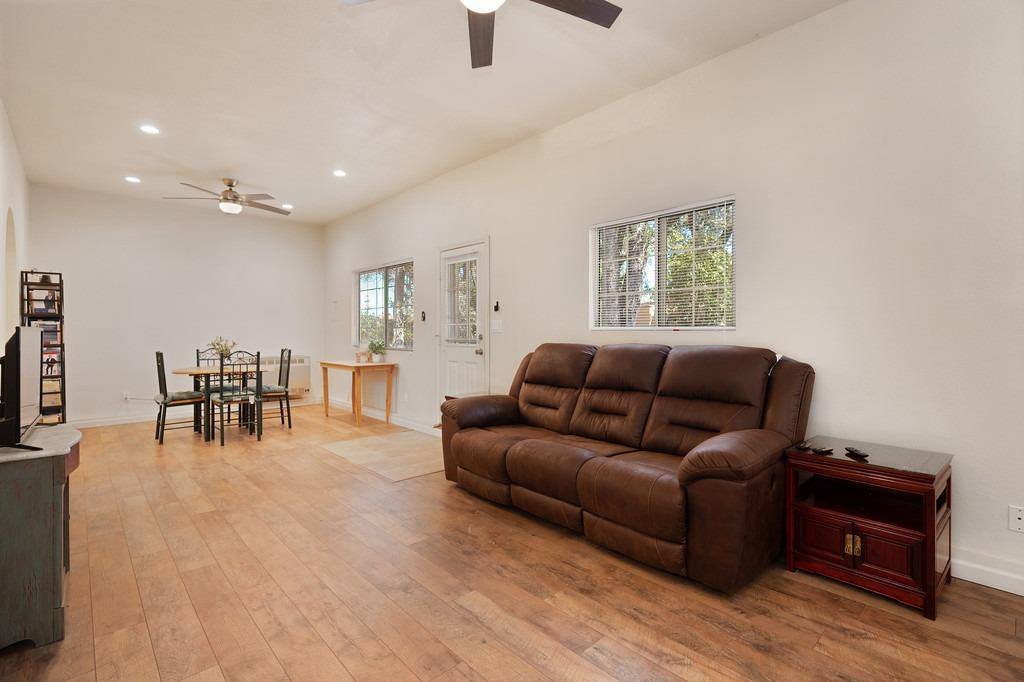 3741 Catecroft Lane, Cool, CA 95614