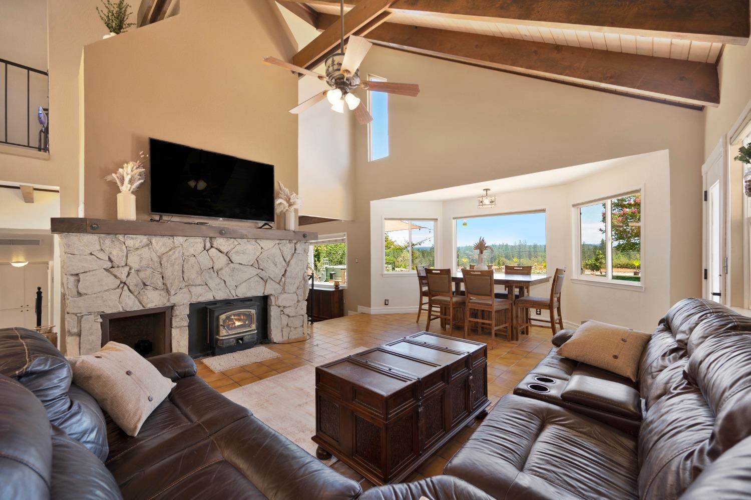 381 Cheryl Lane, Applegate, CA 95703