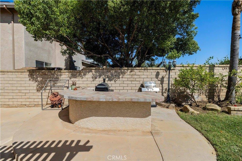 27630 Mariposa Lane, Castaic, CA 91384