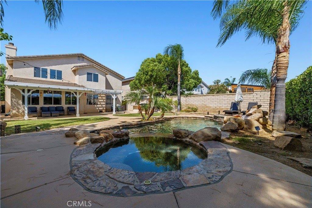 27630 Mariposa Lane, Castaic, CA 91384