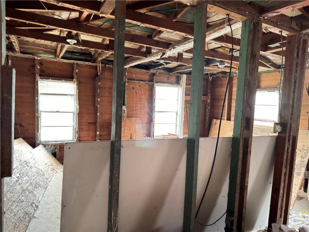 404 East Esplanada Street, Weslaco, TX 78596