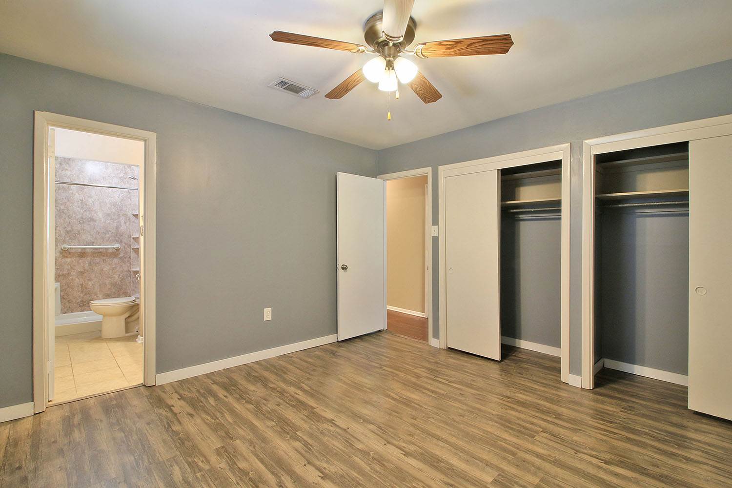 5 Lafayette Pl, Gulfport, MS 39507