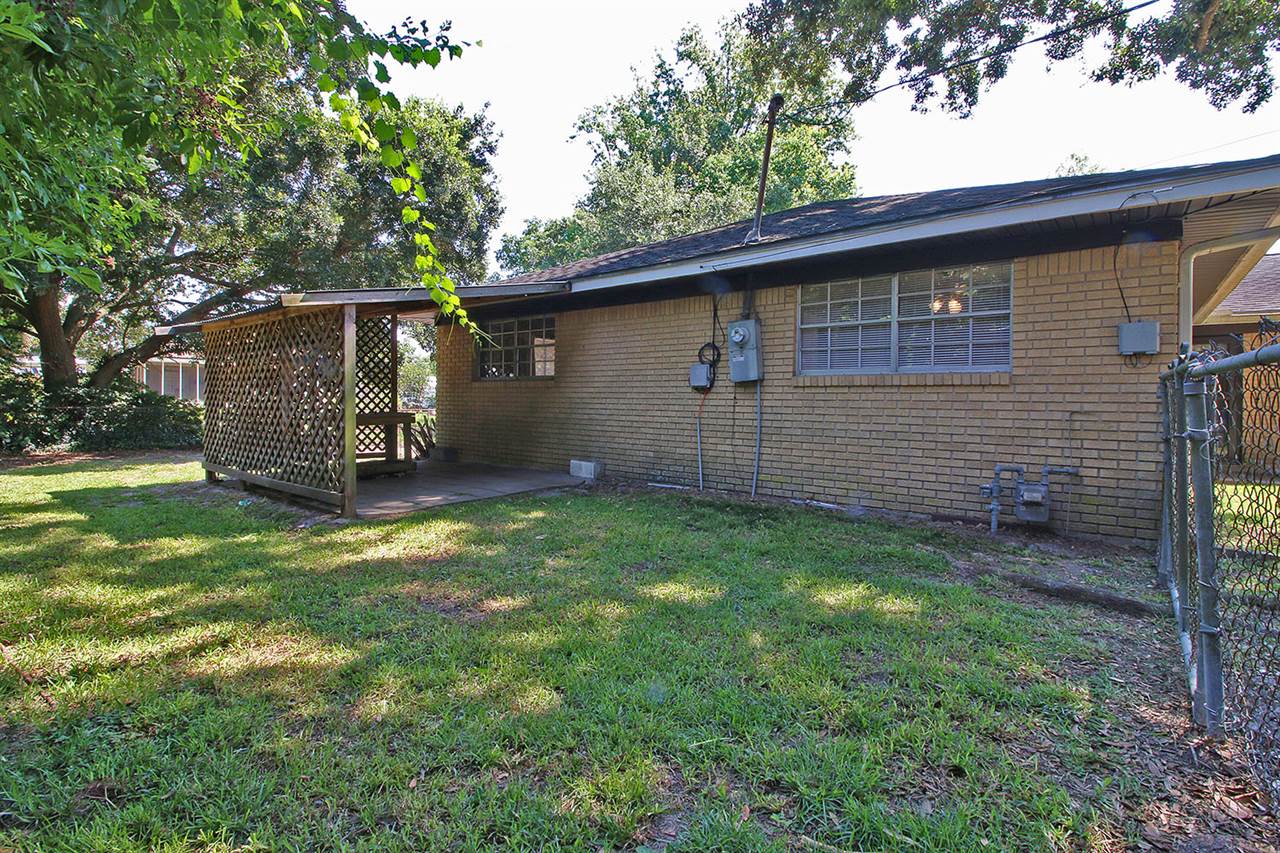 5 Lafayette Pl, Gulfport, MS 39507