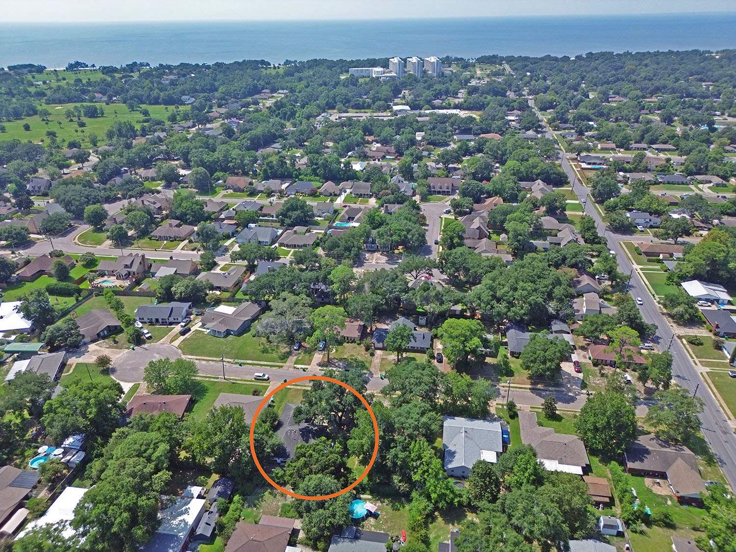 5 Lafayette Pl, Gulfport, MS 39507