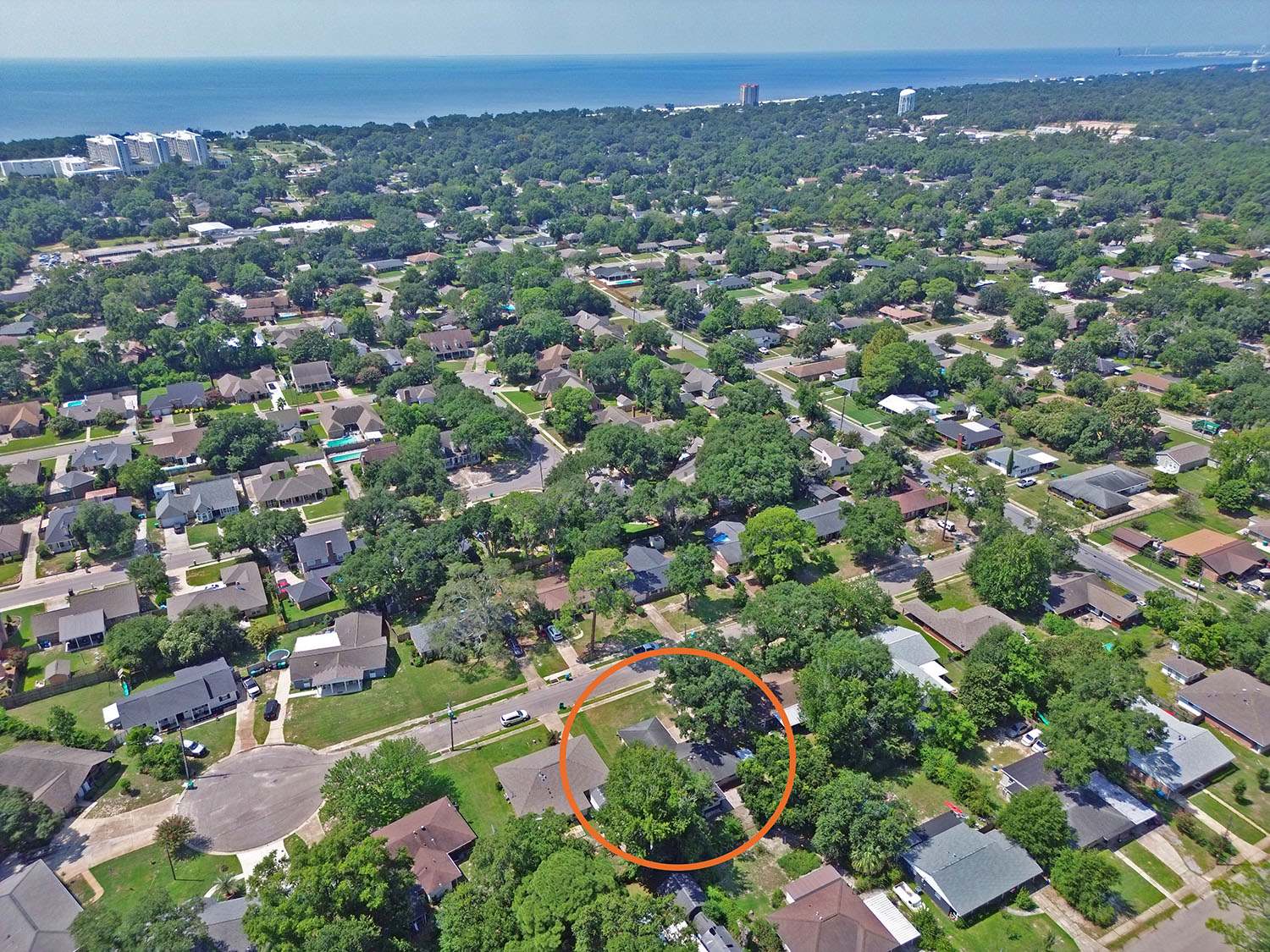 5 Lafayette Pl, Gulfport, MS 39507