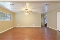 5 Lafayette Pl, Gulfport, MS 39507