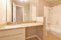 5 Lafayette Pl, Gulfport, MS 39507