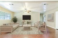 5 Lafayette Pl, Gulfport, MS 39507