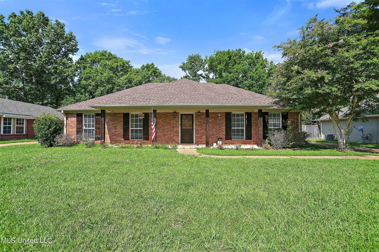 305 Water Oak Road, Brandon, MS 39047