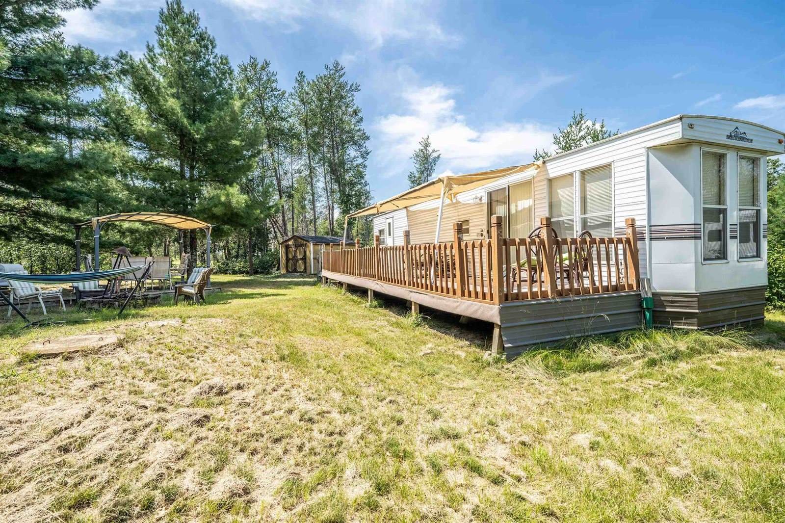 440 Sir Winston Trail, Nekoosa, WI 54457