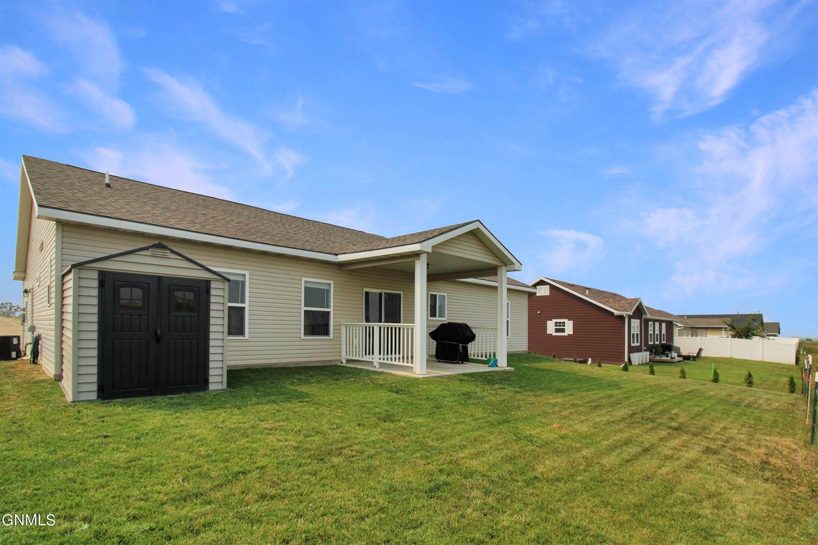 5624 Bailey Avenue, Williston, ND 58801