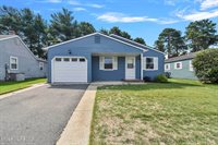 8 Noranda Street, Toms River, NJ 08757