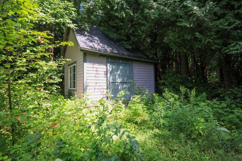 25 Carter Road, Etna, ME 04434