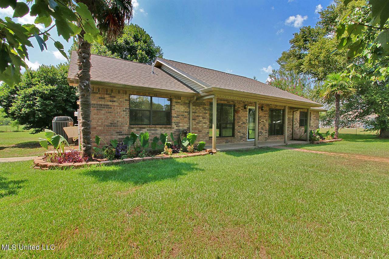 25441 William Road, Picayune, MS 39466