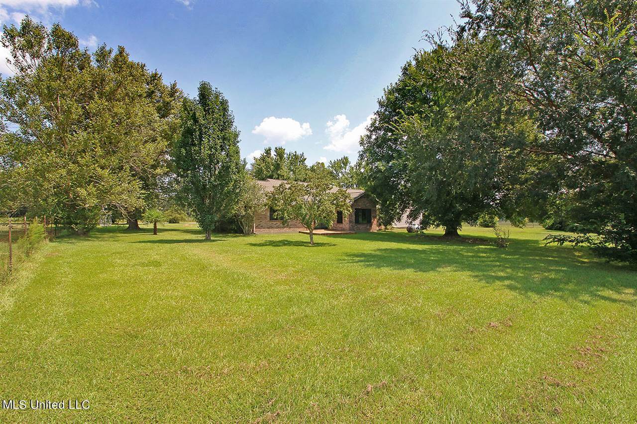 25441 William Road, Picayune, MS 39466