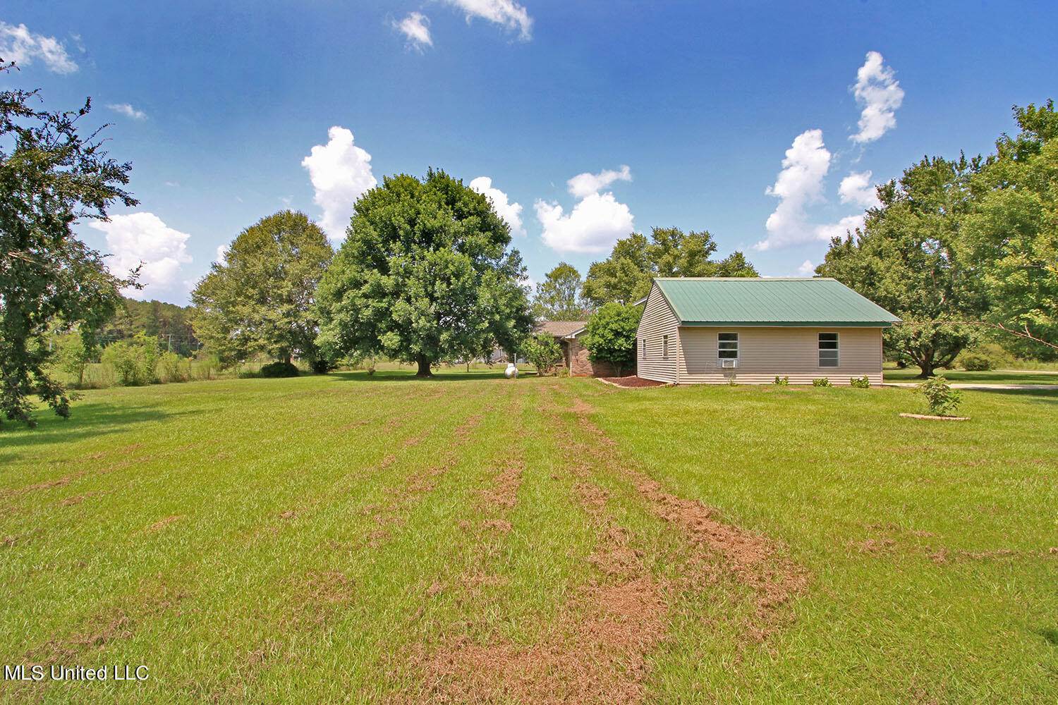 25441 William Road, Picayune, MS 39466