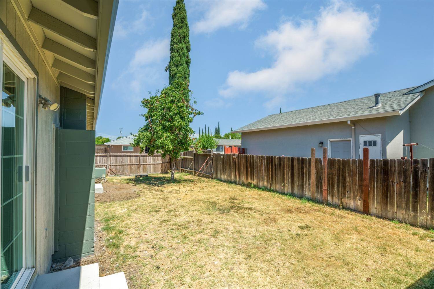 7729 24th Street, Sacramento, CA 95832