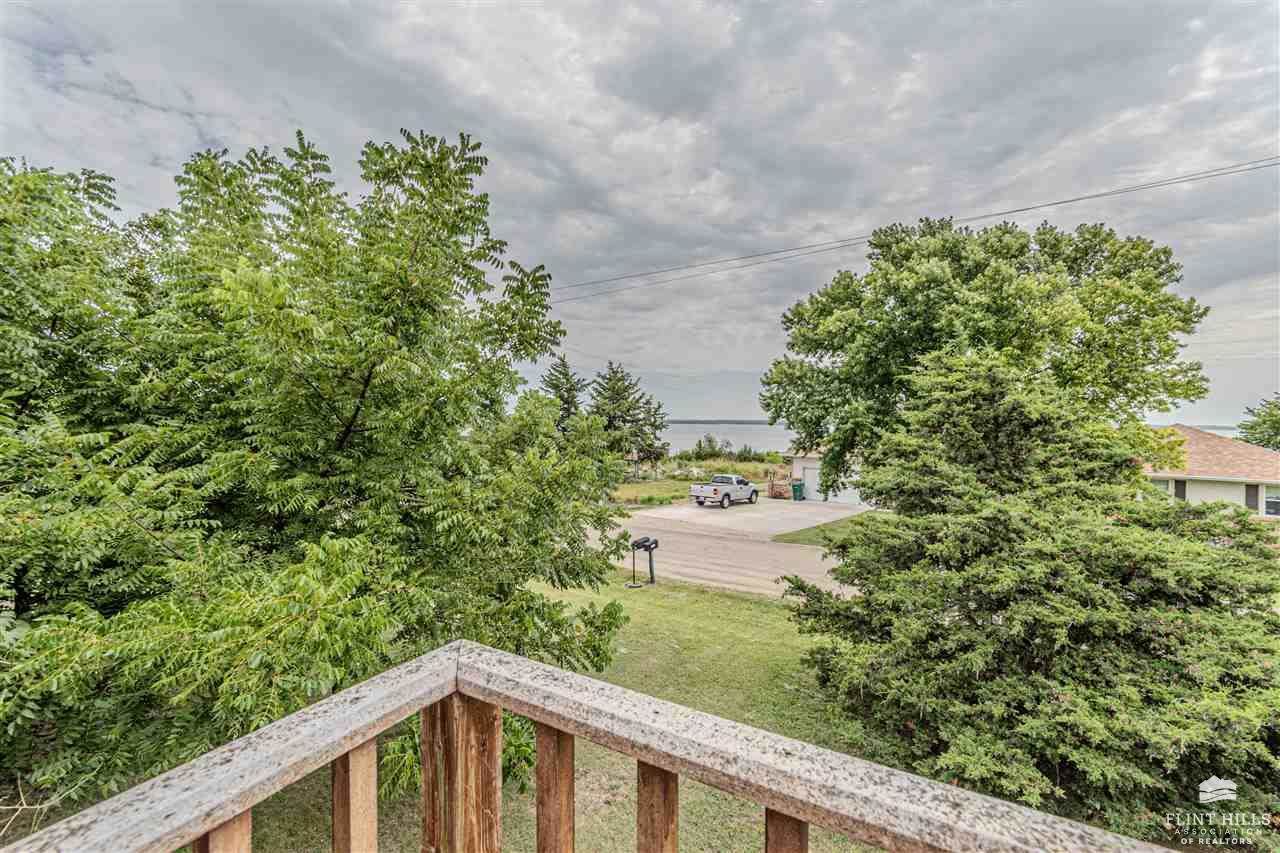 7228 Canyon Drive, Junction City, KS 66441