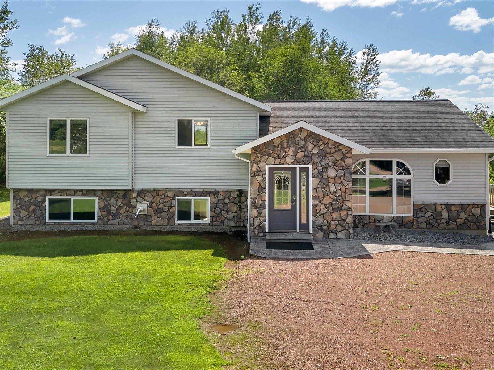 125853 Fairview Road, Stratford, WI 54484