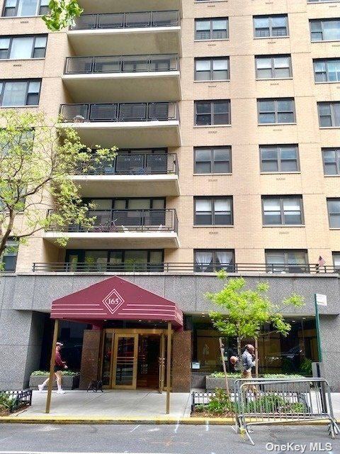 165 West 66th, #2L, New York, NY 10023