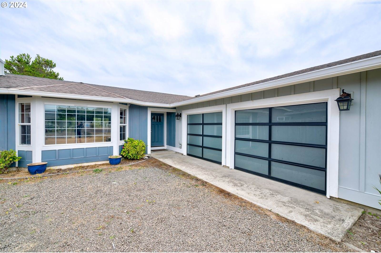 35204 G St, OceanPark, WA 98640