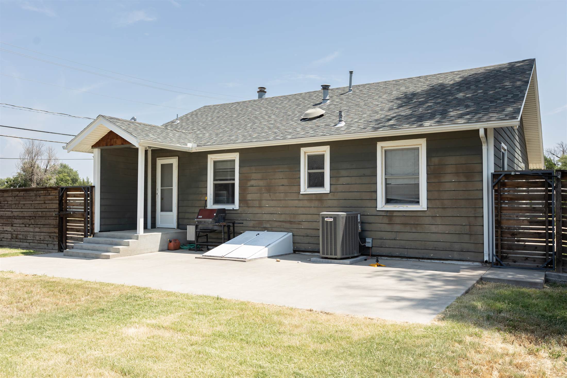 308 N Long St, Johnson, KS 67855