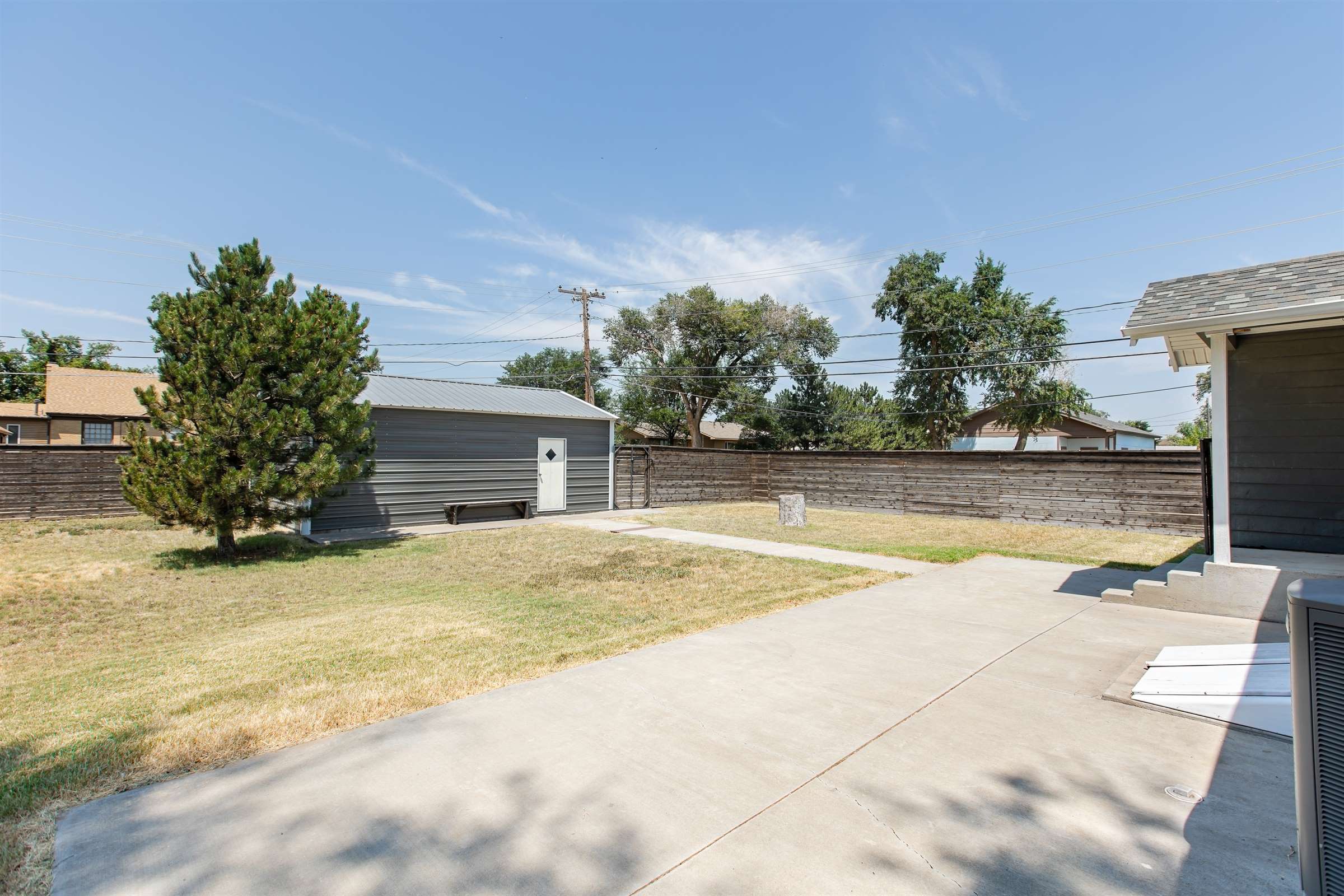 308 N Long St, Johnson, KS 67855