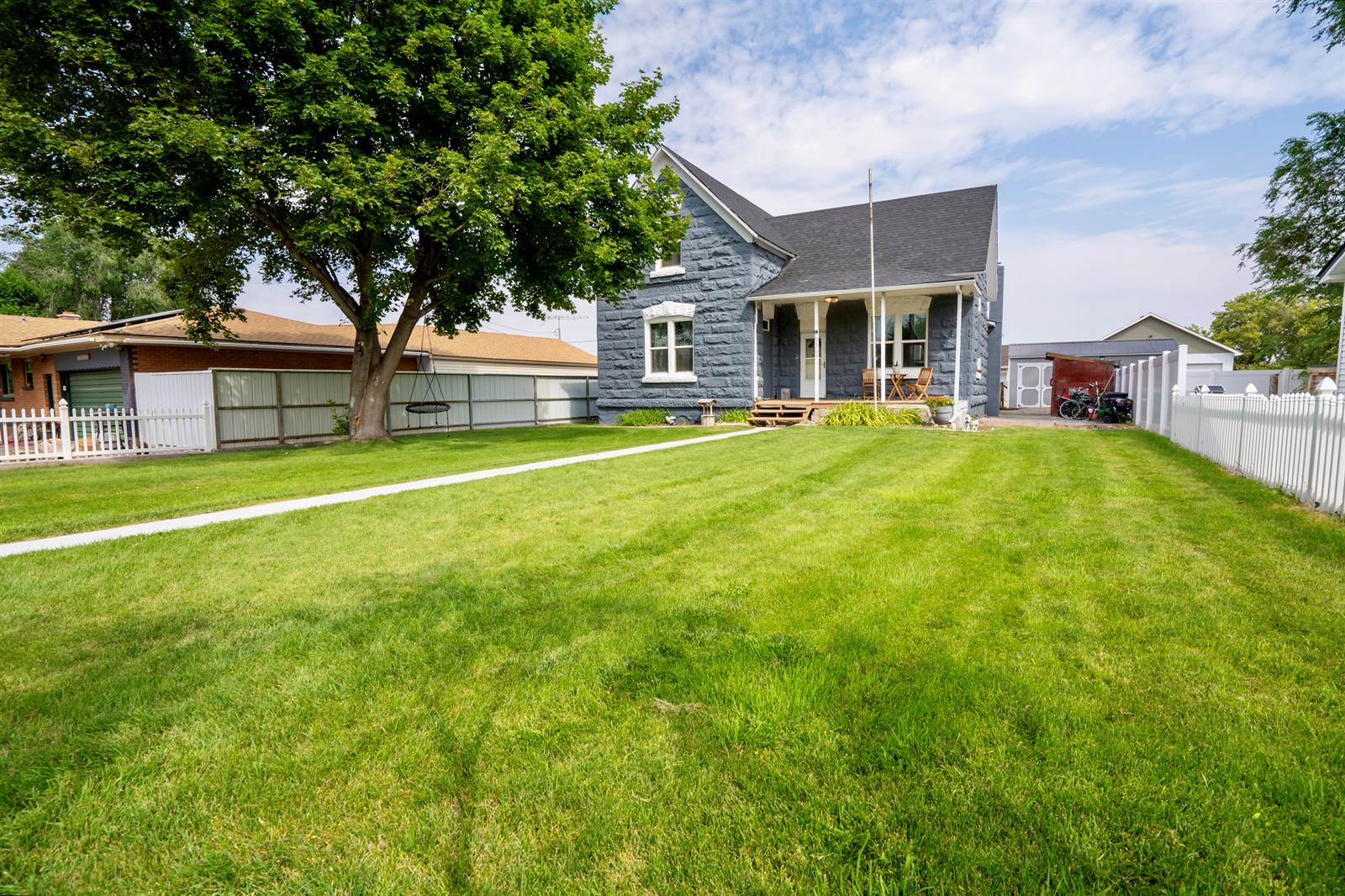 5367 E Steele Ave, Iona, ID 83427