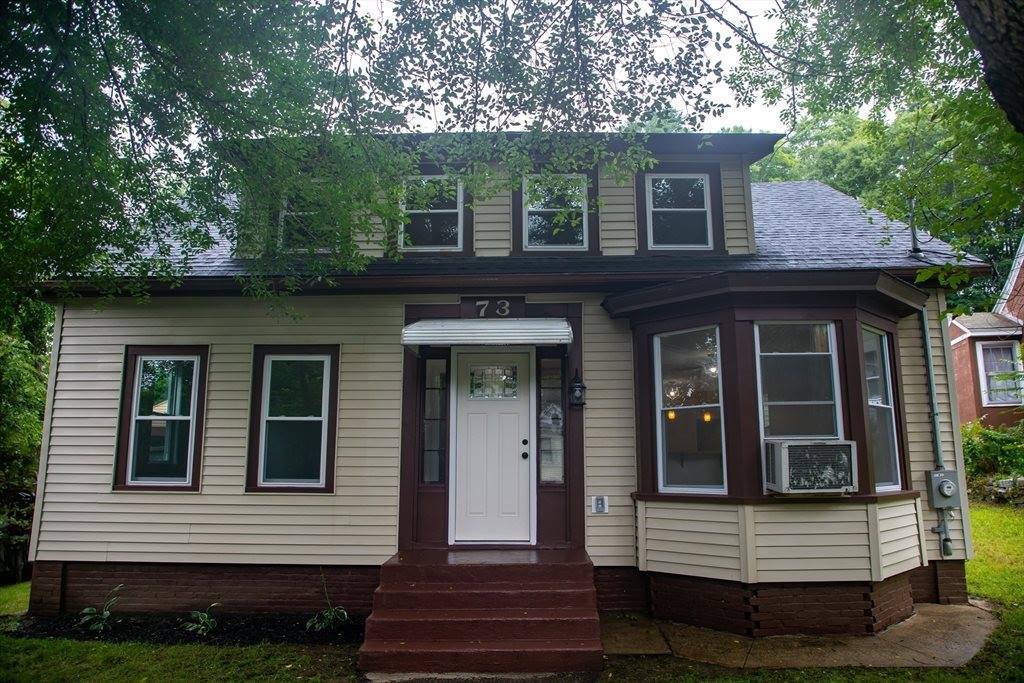 73 Maple St, Warren, MA 01083