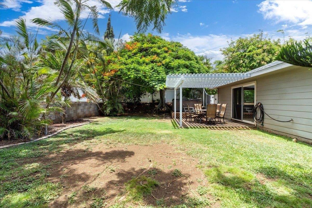 1911 Keahikano Pl, Wailuku, HI 96793