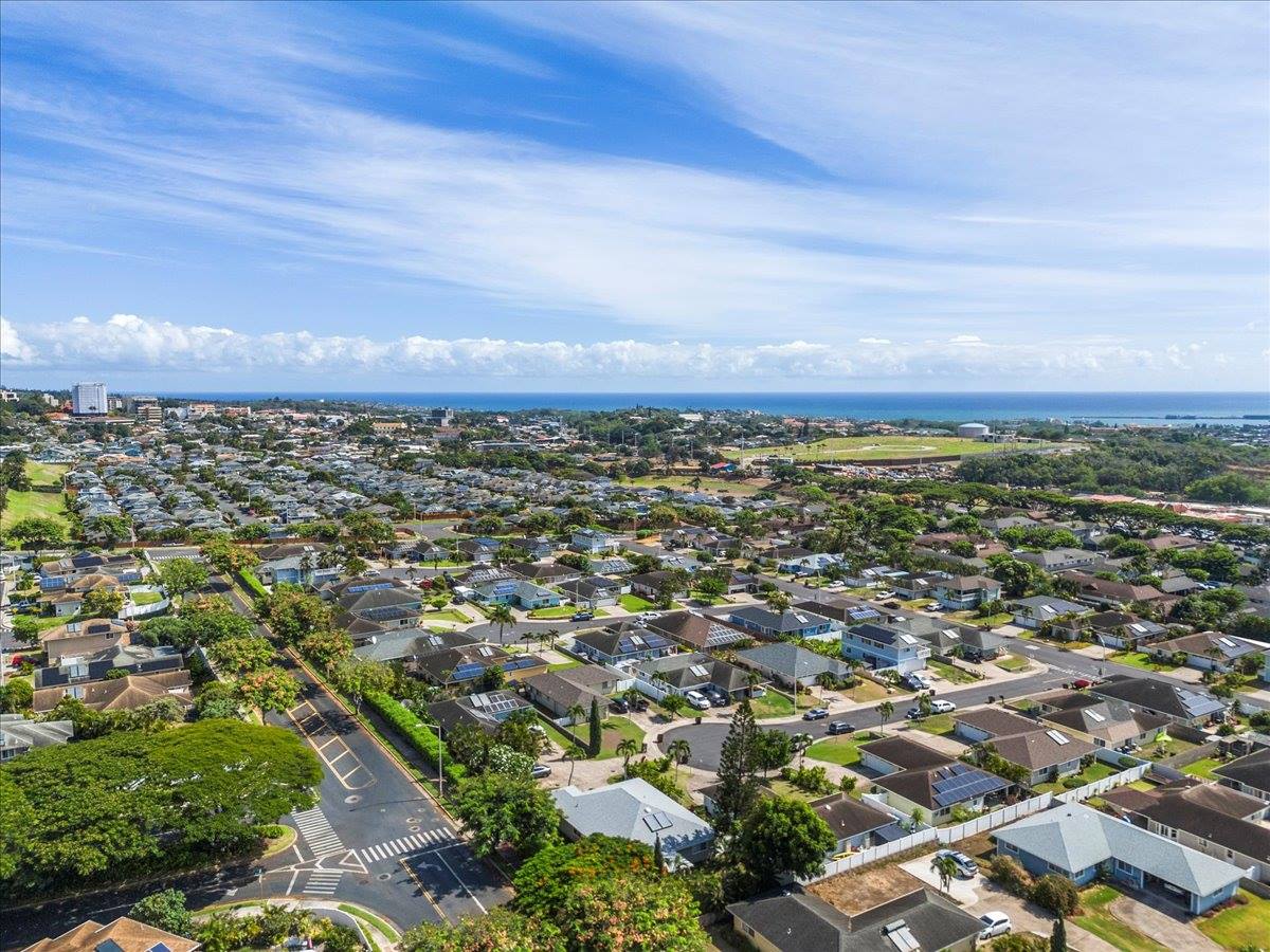 1911 Keahikano Pl, Wailuku, HI 96793