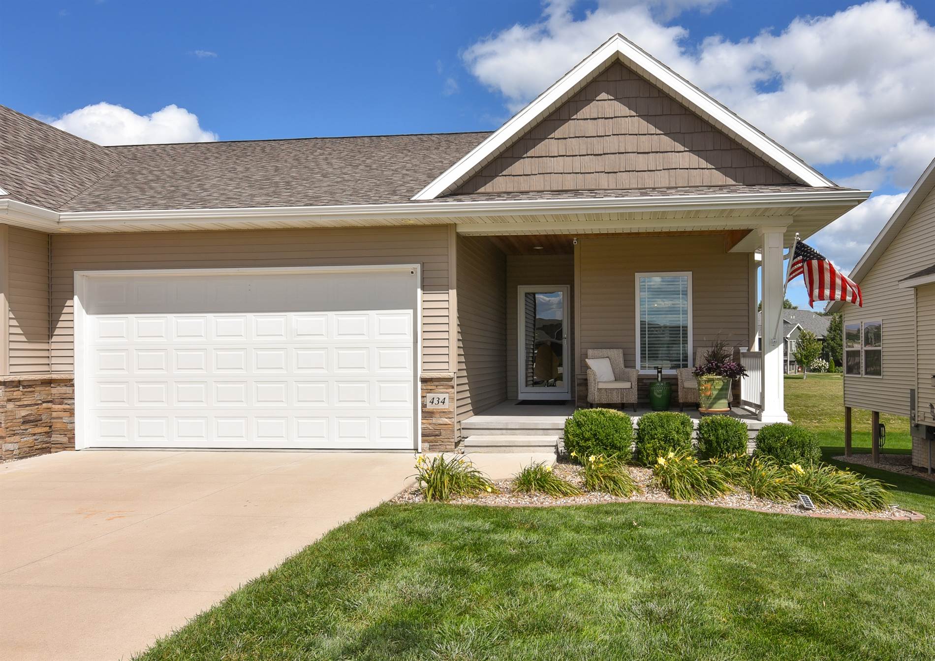 434 Ridge View Court, Fairfax, IA 52228