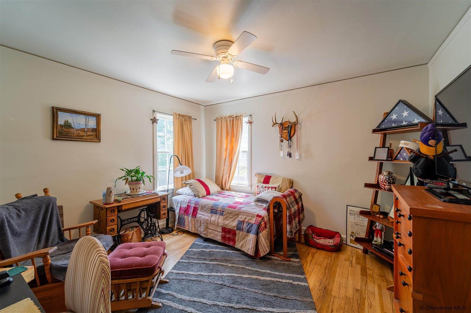 2211 Seymour Ave, Cheyenne, WY 82001