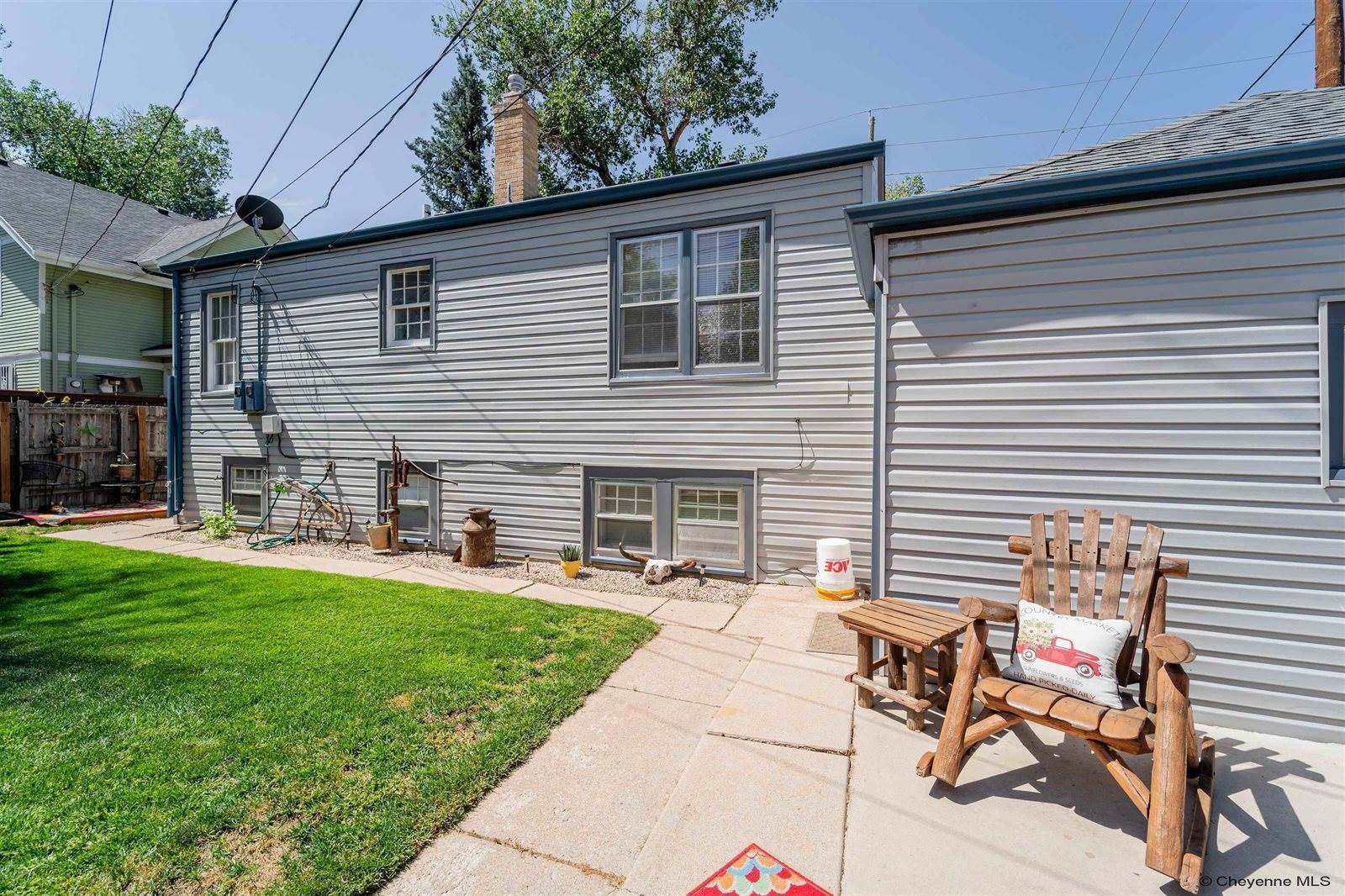 2211 Seymour Ave, Cheyenne, WY 82001