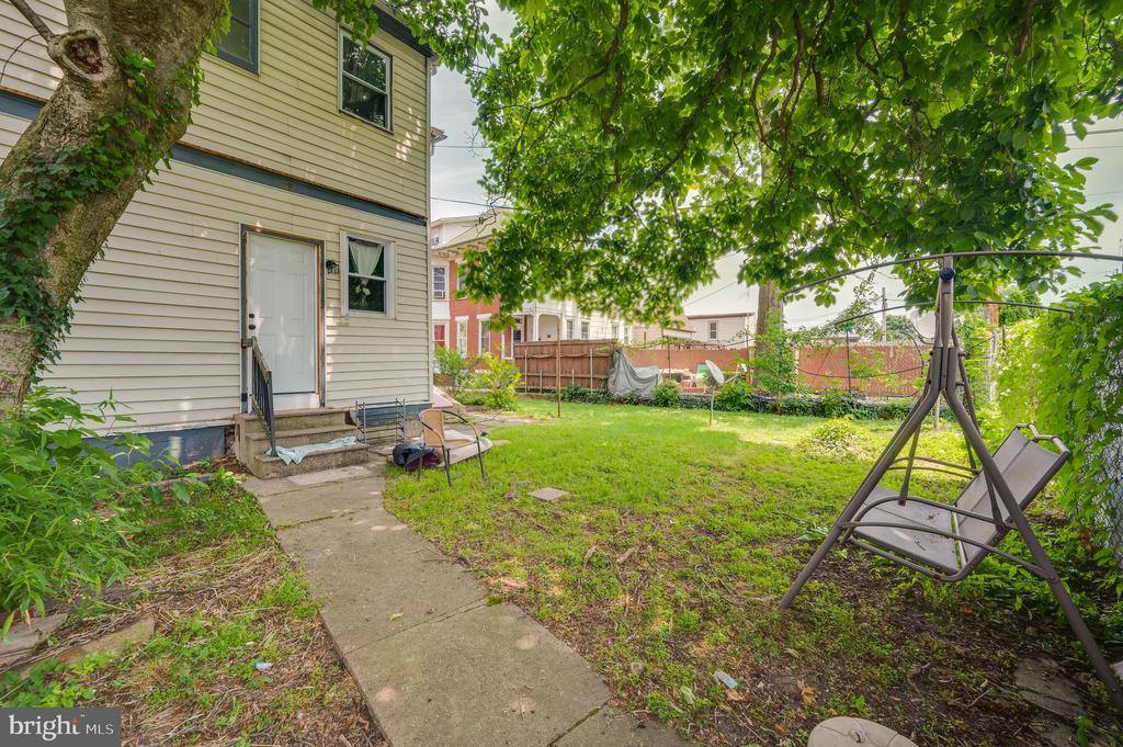 2220 Perkiomen Avenue, Reading, PA 19606