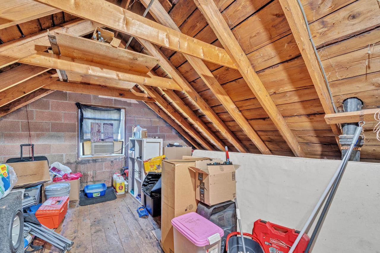 4016 W Orchard STREET, Milwaukee, WI 53215