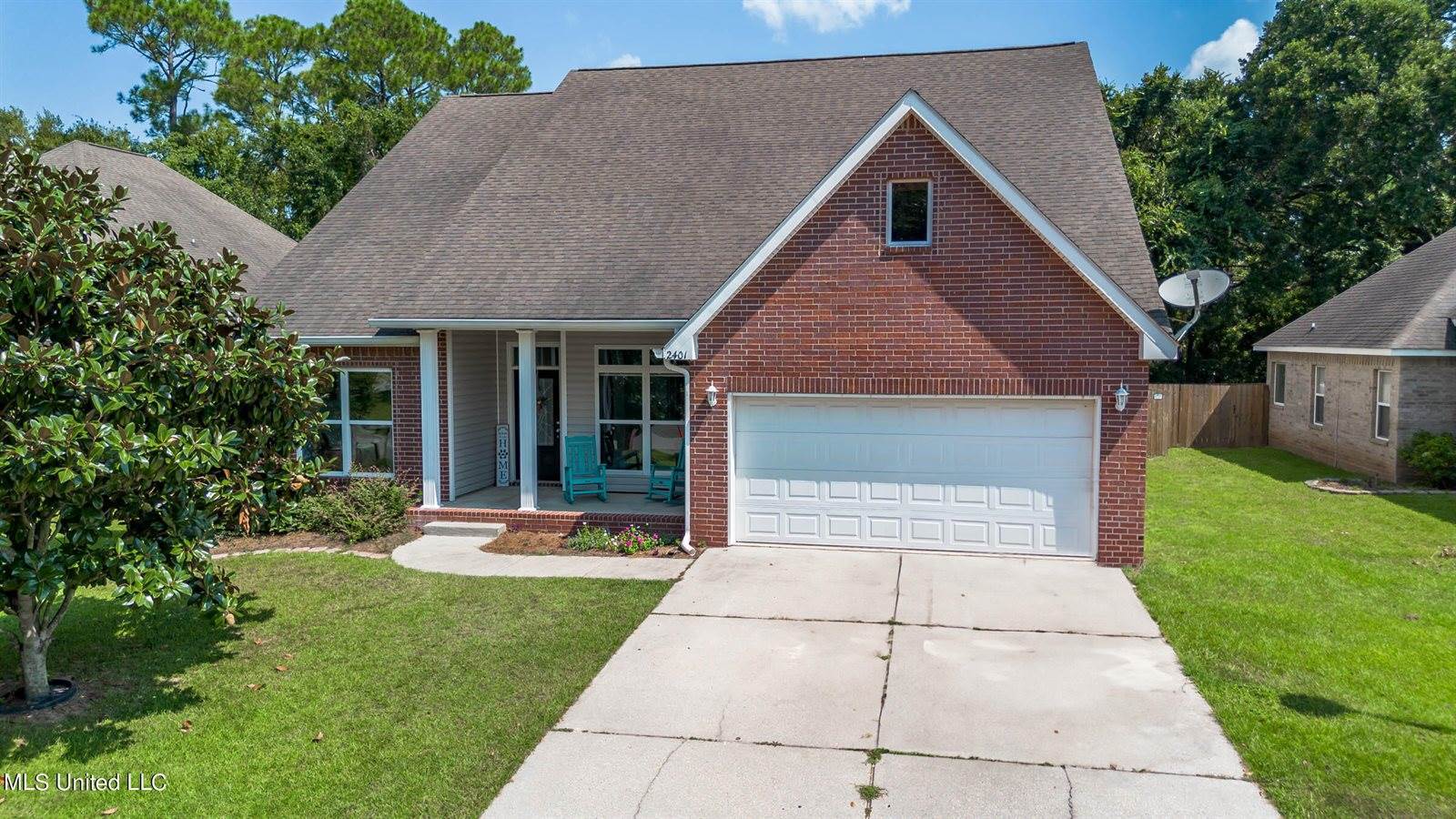 2401 Rue Beaux Chenes, Ocean Springs, MS 39564