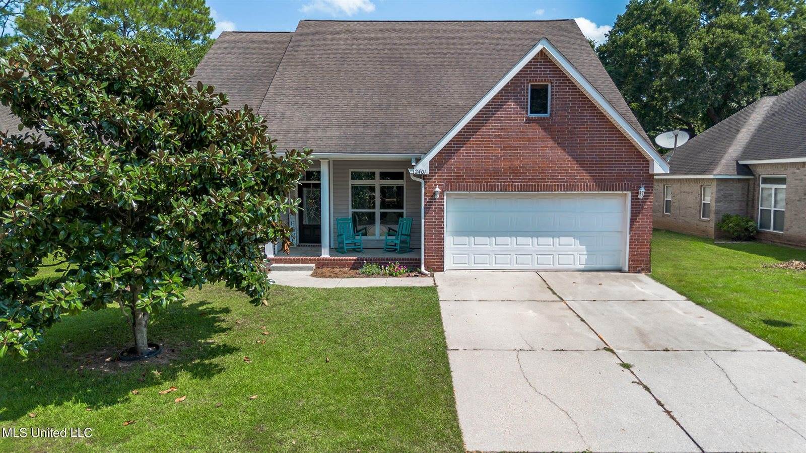 2401 Rue Beaux Chenes, Ocean Springs, MS 39564