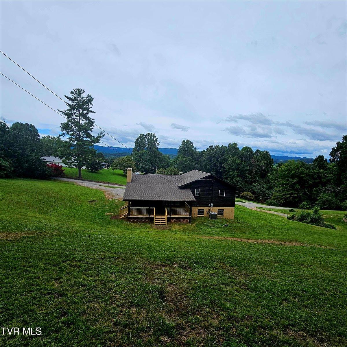 1393 Ridgeview Road, Jonesville, VA 24263