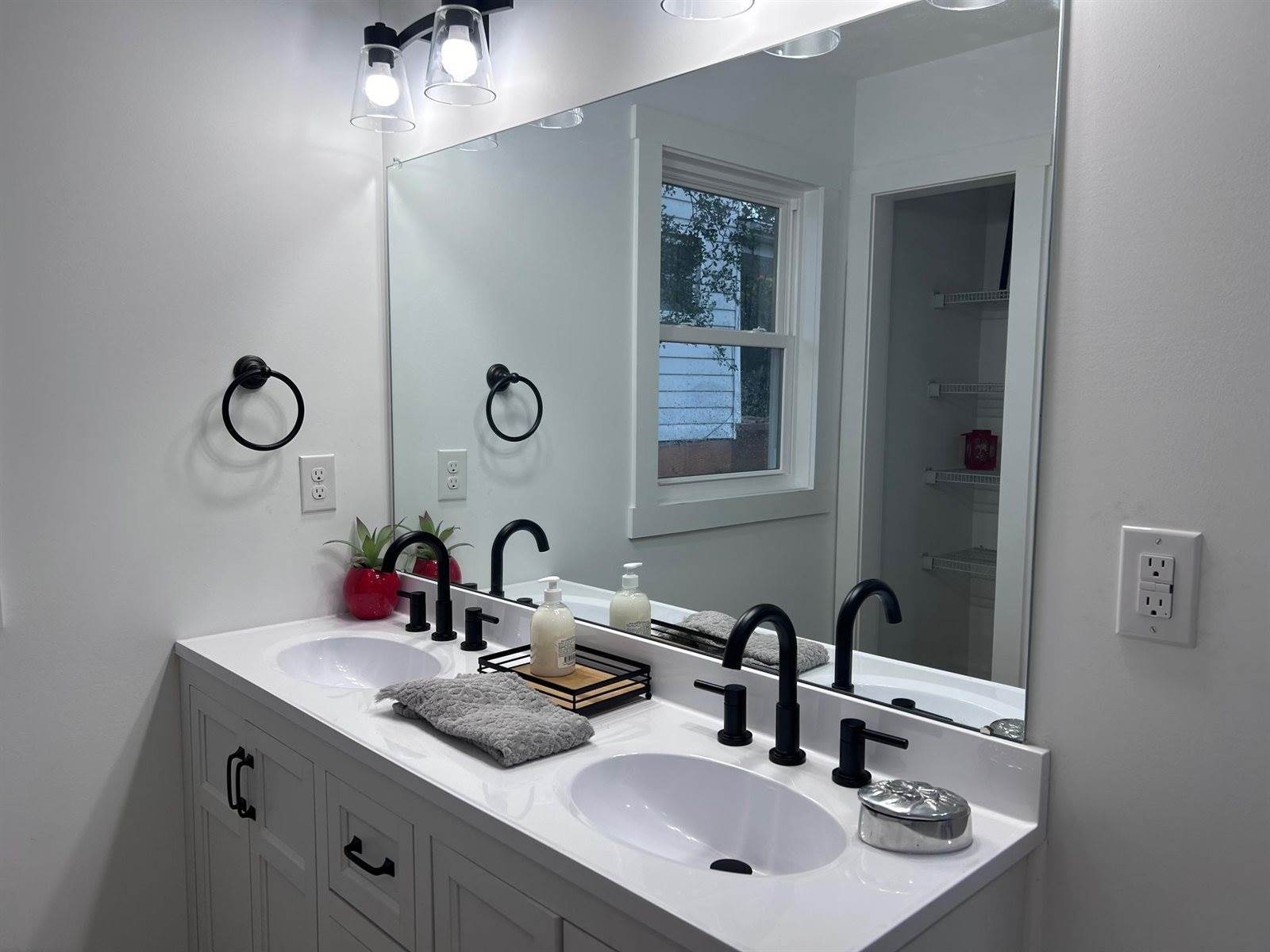 248 Port Republic Rd, Waynesboro, VA 22980