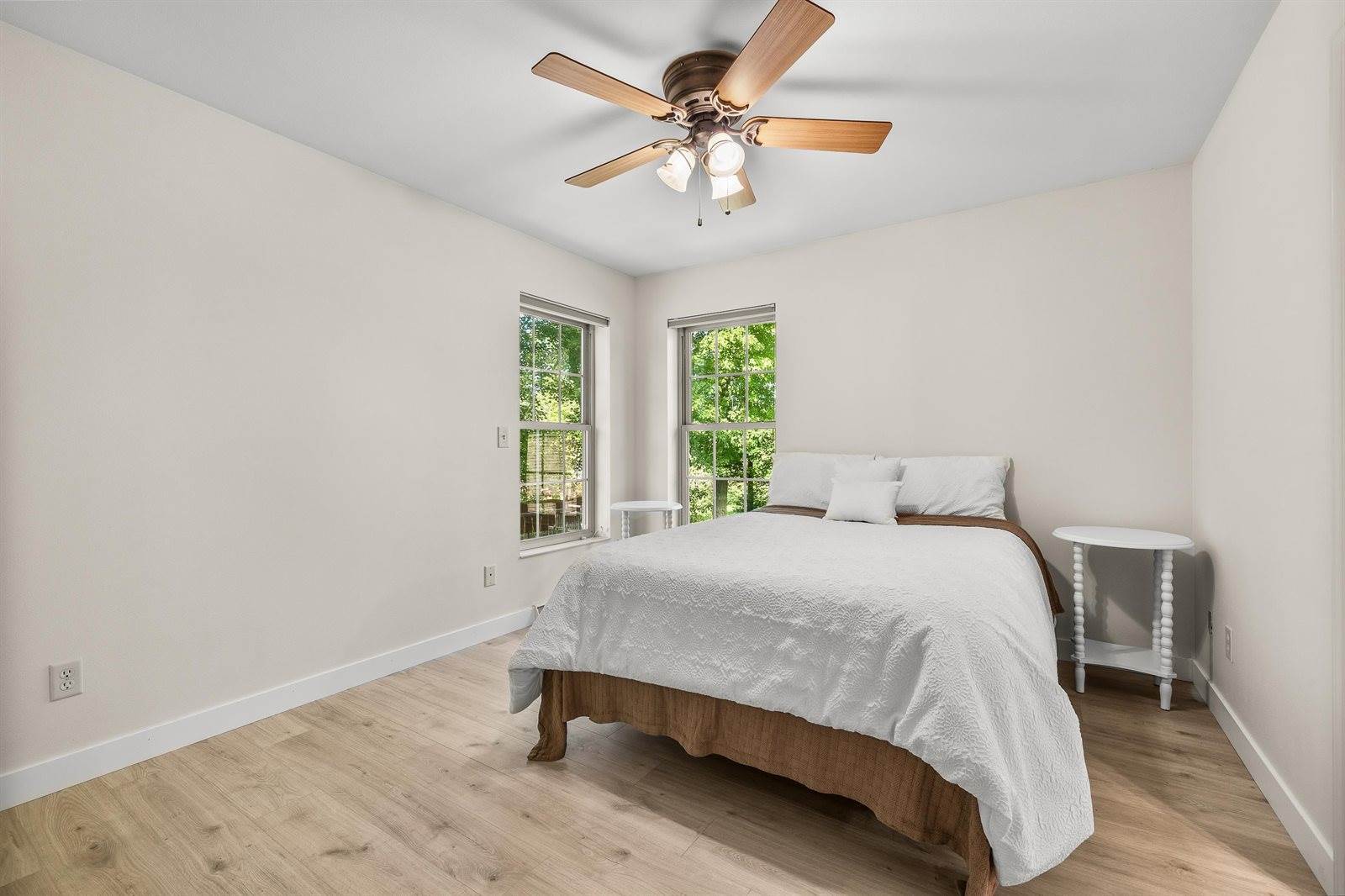 1600 Rapid River Run, Plover, WI 54467