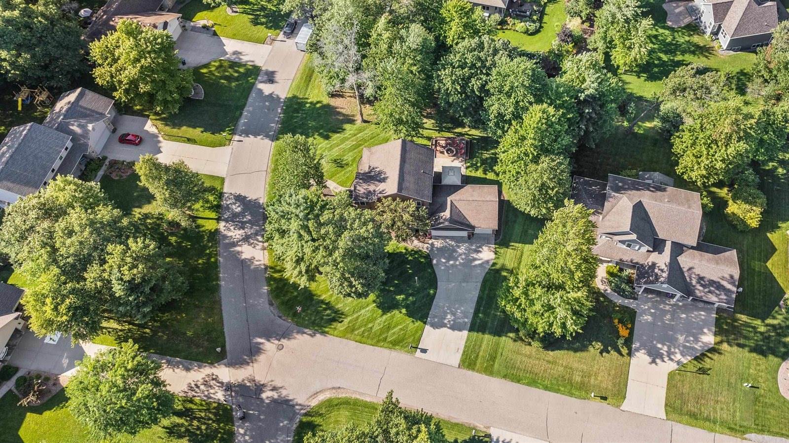 1600 Rapid River Run, Plover, WI 54467