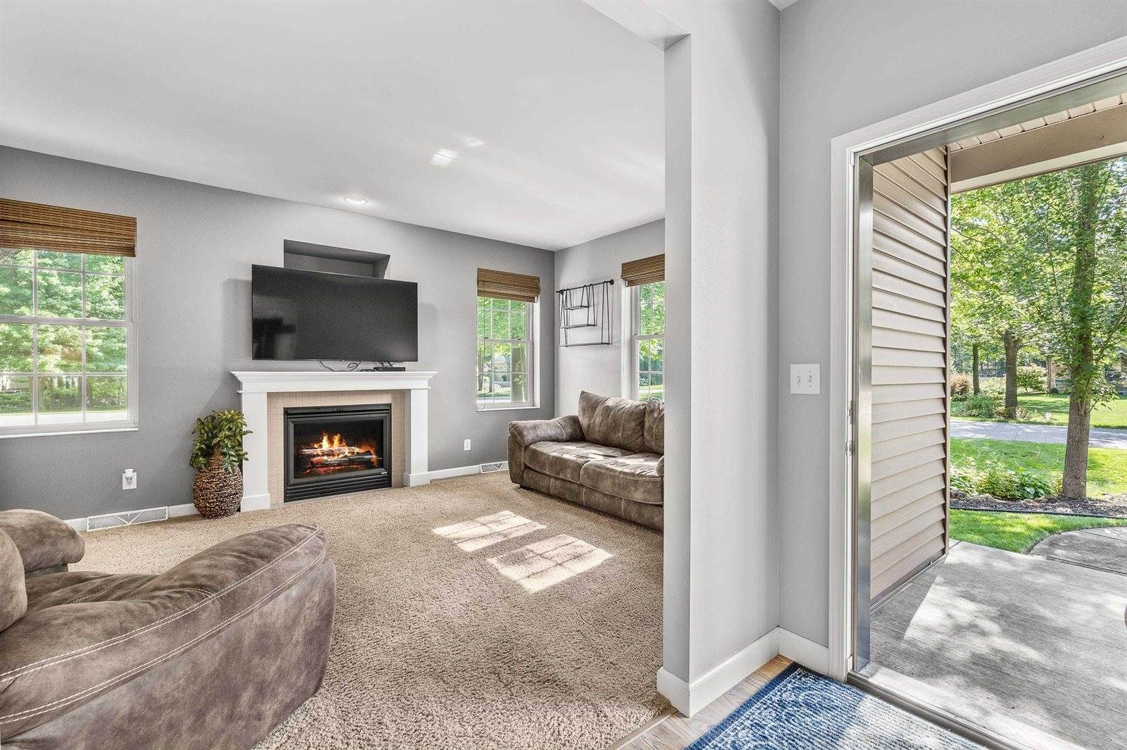 1600 Rapid River Run, Plover, WI 54467